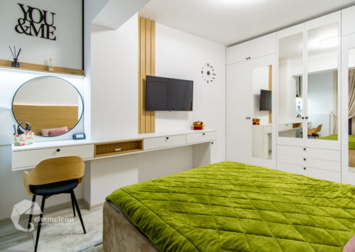 Dormitor relaxant cu accente neutre în Bacău